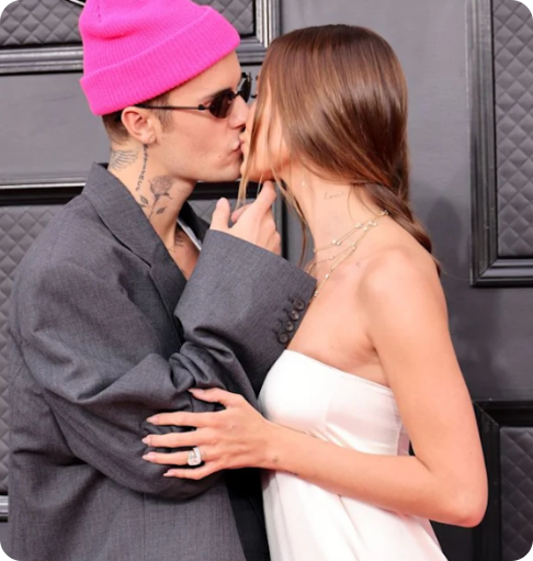 Besos de famosos con IA